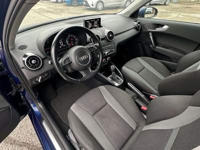 Audi A1 Audi A1 1.6 TDI Design Blu/Azzurro usata Rimini