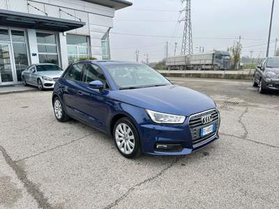 Audi A1 Audi A1 1.6 TDI Design Blu/Azzurro usata Rimini