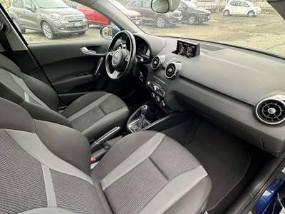Audi A1 Audi A1 1.6 TDI Design Blu/Azzurro usata Rimini