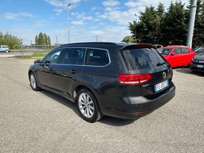 Volkswagen Passat Volkswagen Passat 2.0 TDI DSG Executive BlueMotion Tech Grigio usata Rimini