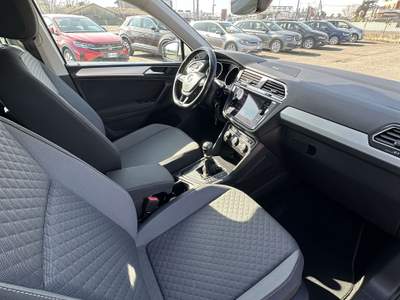 Volkswagen Tiguan Volksawagen Tiguan 1.6 TDI Business BlueMotion Bianco usata Rimini