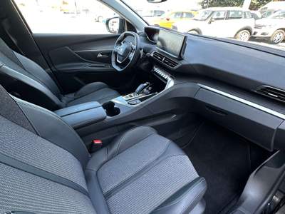 Peugeot 3008 3008 1.5 BLUEHDI 130 EAT8 S&S Allure Nero usata Rimini