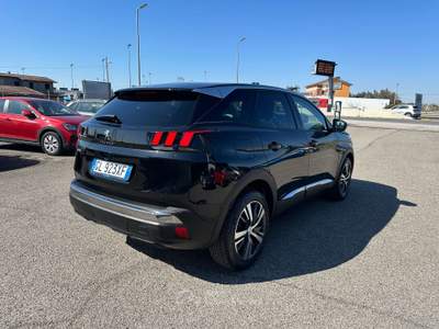 Peugeot 3008 3008 1.5 BLUEHDI 130 EAT8 S&S Allure Nero usata Rimini