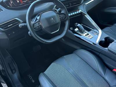 Peugeot 3008 3008 1.5 BLUEHDI 130 EAT8 S&S Allure Nero usata Rimini