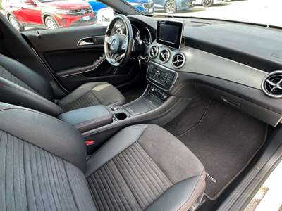 Mercedes-Benz CLA Mercedes-Benz CLA 180d Premium Bianco usata Rimini
