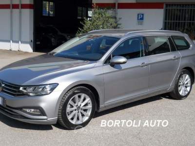Volkswagen Passat 2.0 TDI 53.000 KM SCR EVO DSG BUSINESS AUTOMATICA Grigio usata Mirandola