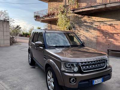 Land Rover Discovery Vendo auto da Signori in perfetto stato. Bronzo usata Torrecuso