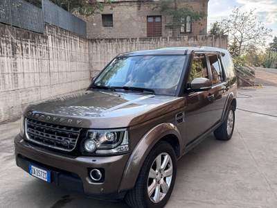 Land Rover Discovery Vendo auto da Signori in perfetto stato. Bronzo usata Torrecuso