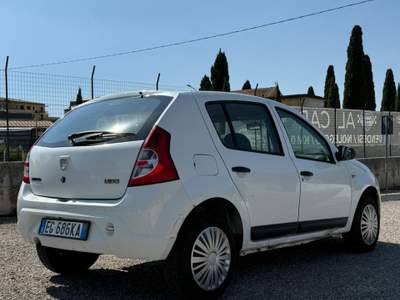 Dacia Sandero Dacia Sandero 1.5 dCi 75CV Bianco usata TELESE TERME