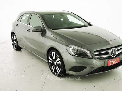 Mercedes-Benz Classe A CDI BlueEFFICIENCY Sport Grigio usata Crema