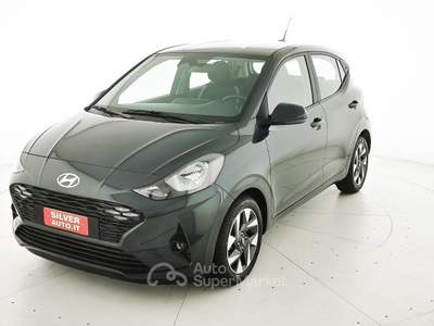 Hyundai i10 1.0 MPI Connectline Grigio usata Crema