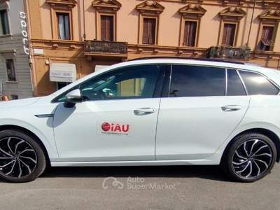 Volkswagen Golf 1.5 TGI DSG Style Bianco usata Firenze