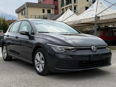 Volkswagen Golf Volkswagen Golf 1.0 eTSI DSG 110CV Blu/Azzurro usata TELESE TERME