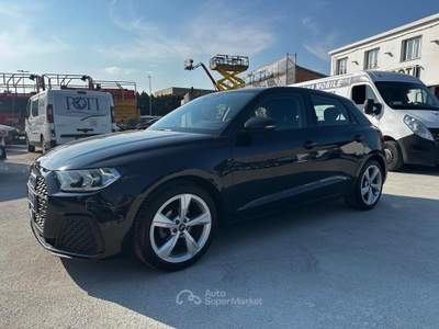 Audi A1 SPB 25 TFSI S tronic Admired OK NEOPATENTATO Blu/Azzurro usata CASTENASO