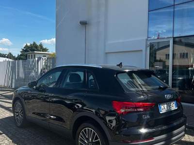 Audi Q3 35 TDI S tronic Business Nero usata Scandicci