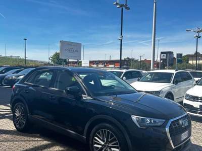 Audi Q3 35 TDI S tronic Business Nero usata Scandicci