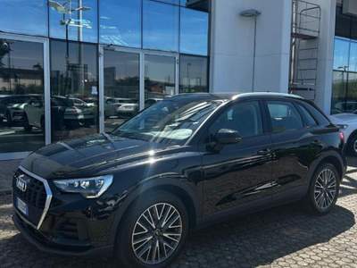 Audi Q3 35 TDI S tronic Business Nero usata Scandicci