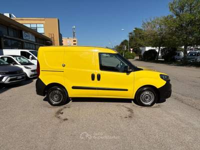 Fiat Doblò 1.3 MJT 95CV CARGO Giallo usata Pesaro