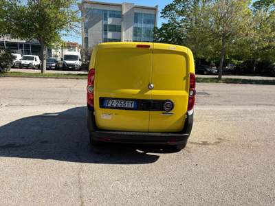 Fiat Doblò 1.3 MJT 95CV CARGO Giallo usata Pesaro