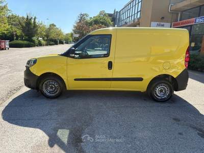 Fiat Doblò 1.3 MJT 95CV CARGO Giallo usata Pesaro