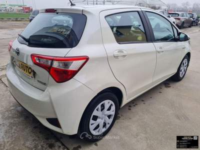 Toyota Yaris HYBRID-71.000 KM-GARANZIA FINO AL 2032 Bianco usata Casatisma