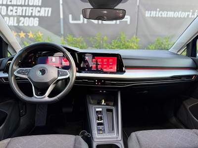 Volkswagen Golf 1.0 eTSI 110 CV EVO LIFE DSG Blu/Azzurro usata Pomigliano d'Arco