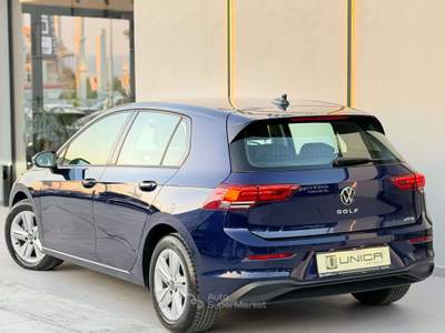 Volkswagen Golf 1.0 eTSI 110 CV EVO LIFE DSG Blu/Azzurro usata Pomigliano d'Arco