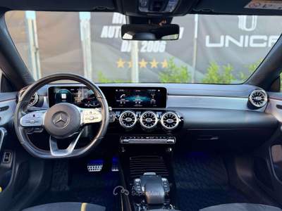 Mercedes-Benz CLA d 150cv AMG Premium plus TETTO ITALIANA Nero usata Pomigliano d'Arco