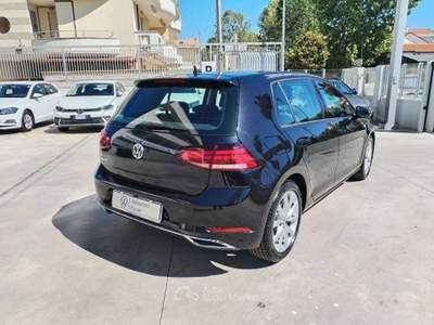 Volkswagen Golf 7,5 1.6 tdi Highline 115cv dsg -Climatronic-App Connect- Nero usata Francavilla al Mare