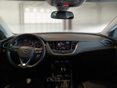 Opel Grandland X OPEL GRANDLAND X 1.2 BENZINA 130 CV ELEGANCE SES AT8 SUV usata Bari