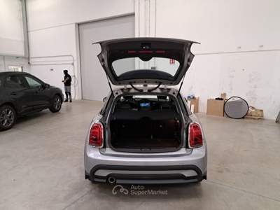 MINI Cooper MINI COOPER ESSENTIAL AUTO 5 PORTE BERLINA usata Casei Gerola