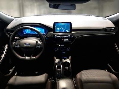 Ford Kuga FORD KUGA 1.5 ECOBLUE 120 CV 2WD ST-LINE AUTO SUV usata Bari