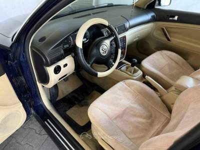 Volkswagen Passat /130 CV cat Highline 1 PROPRIETARIO Blu/Azzurro usata Gravina in Puglia