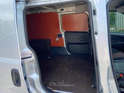 Fiat Doblò Doblò 1.6 MJT 105CV PL-TN Cargo Maxi Lamierato E5+ Argento usata Teano