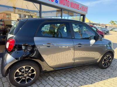 Smart ForFour SICIL CAR SRLS Grigio usata San Gregorio di Catania