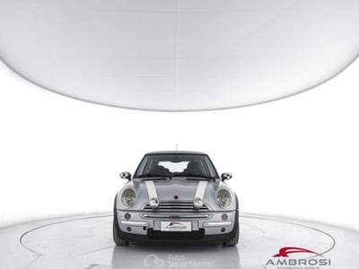 MINI Clubman 5 porte  1.4 tdi  - PER OPERATORI DEL SETTORE Grigio usata Corciano
