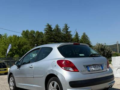 Peugeot 207 Peugeot 207 1.6 VTi 120CV Argento usata TELESE TERME