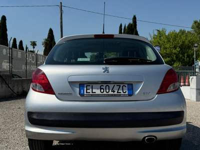 Peugeot 207 Peugeot 207 1.6 VTi 120CV Argento usata TELESE TERME