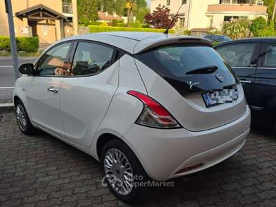 Lancia Ypsilon 1.2 69 CV 5 porte GPL Ecochic Elefantino Bianco usata Castiglione Olona