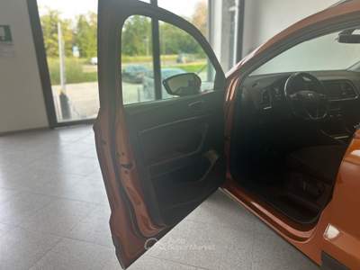 Seat Ateca Seat Ateca 1.0 TSI Style #10641 Arancione usata Reggio nell'Emilia