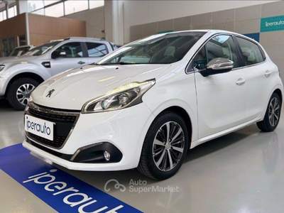 Peugeot 208 5p 1.2 puretech Allure 82cv Bianco usata Bergamo