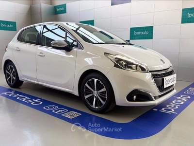 Peugeot 208 5p 1.2 puretech Allure 82cv Bianco usata Bergamo
