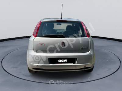 Fiat Grande Punto Consuma un po’ di olio usata Castellamonte