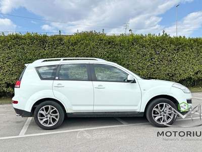 Citroen C-Crosser 2.2 hdi Dynamique dcs fap Bianco usata Pomigliano d'Arco