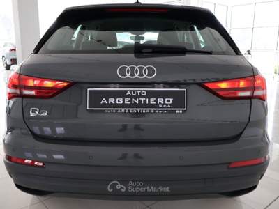 Audi Q3 35 2.0 tdi Business s-tronic Grigio usata Ceglie Messapica