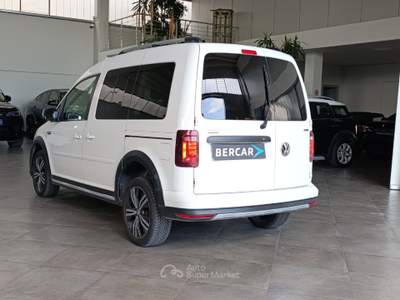 Volkswagen Caddy 2.0 tdi 122cv 4motion alltrack E6 Bianco usata Verona