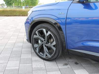 Renault Austral 1.2 E-Tech full hybrid Techno Esprit Alpine 200cv auto Nero usata Trebaseleghe
