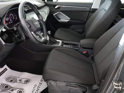 Audi Q3 35 2.0 tdi Business s-tronic Grigio usata Ceglie Messapica