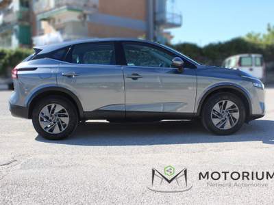 Nissan Qashqai 1.3 140 CV MHEV BUSINESS Grigio usata Napoli