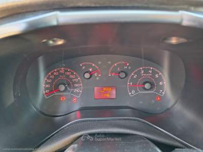 Fiat Doblò Doblò 1.3 MJT Cassonato Work-Up Bianco usata Somma Vesuviana